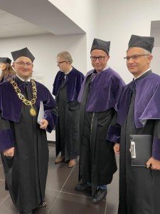 Click to zoom the picture.